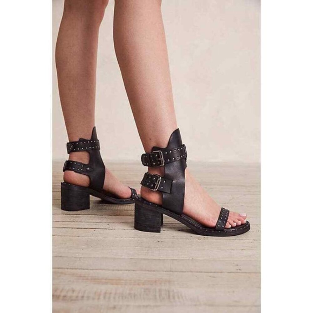 NWT Free People Happiness Block Sandal